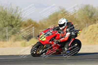 media/Dec-07-2024-CVMA (Sat) [[21c5f1ef85]]/Race 11-Amateur Supersport Open/